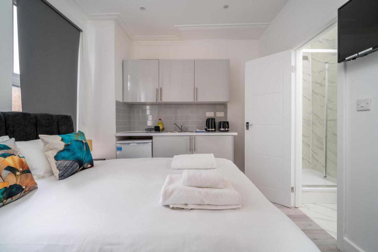 London Selwyn Unique & Stylish Studios ภายนอก รูปภาพ
