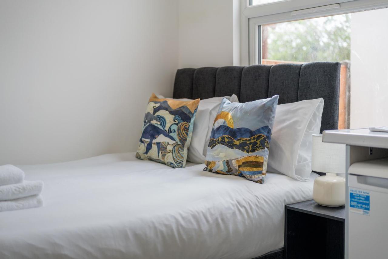 London Selwyn Unique & Stylish Studios ภายนอก รูปภาพ
